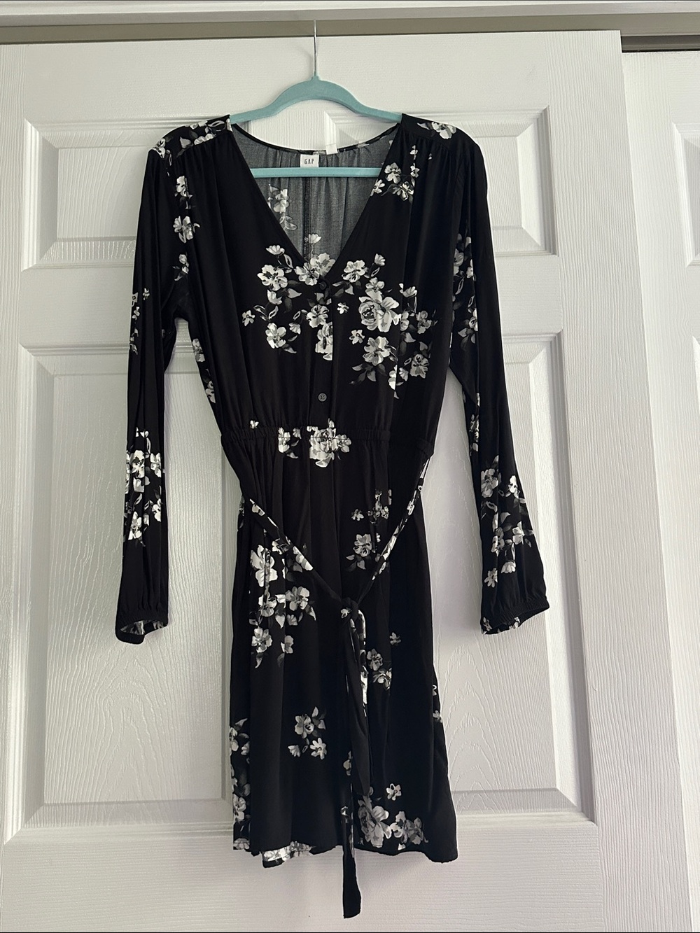 GAP Black Floral Long Sleeve Wrap Dress